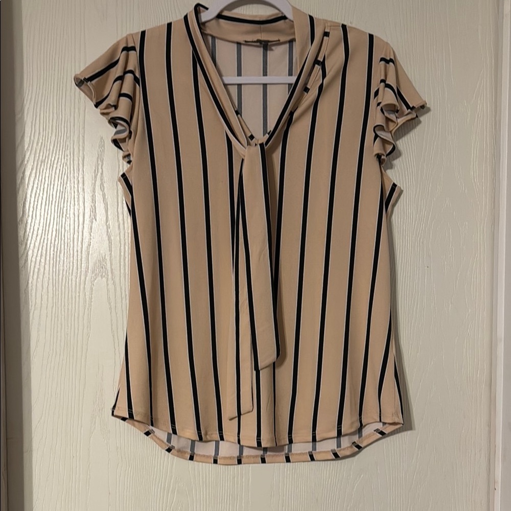 Adrianna Papell Cream and Black Blouse with Ruffled Sleeves and Tie Front